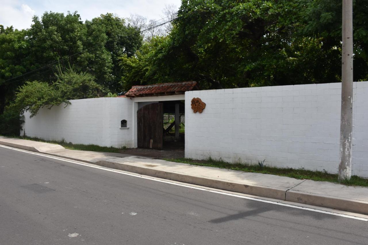 La Ceja Beach House El Tamarindo Экстерьер фото